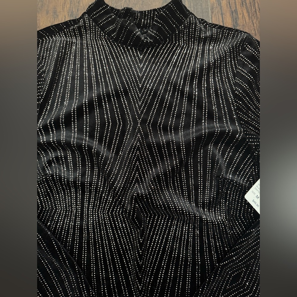 ‼️SOLD‼️New Women’s Mini To The Nines Black Glitter Velvet‎ Dress-Size Medium - Picture 9 of 13